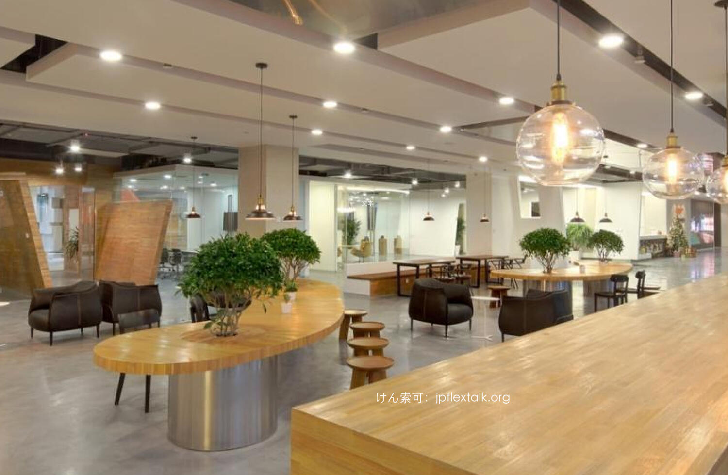 一日（8時間）：800〜1000元 延長：1時間ごとに150元 ※交通費・展示会入場費等は実費にてご請求させていただきます。 ※市内移動は基本無料。市外・遠方は応相談。 ● 主な実績（一部）： ①厦門建松（パナソニックグループ） 炊飯器など ビジネス通訳・現場通訳 ②厦門松下（パナソニックグループ） カメラ、ラジオなど、 現場通訳 ③厦門エスパル有限会社 マッサージチェア ビジネス通訳・現場通訳 ④当昌モーター有限会社 モーター屋さん ビジネス通訳・現場通訳 ⑤宏池実業有限会社 成形、板金、ダイカストなど